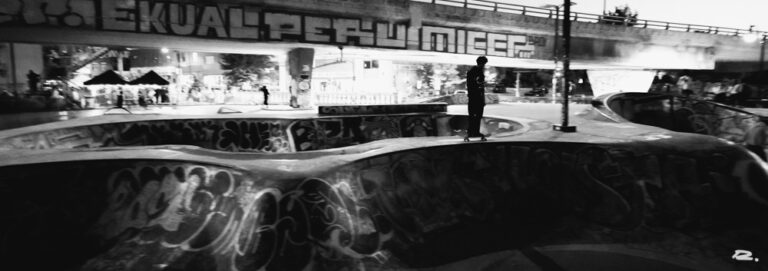 The planet under the viaduct
